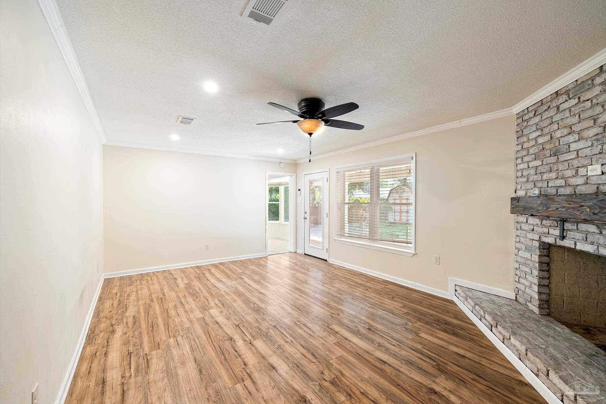 54 Blithewood Drive Pensacola FL 32514