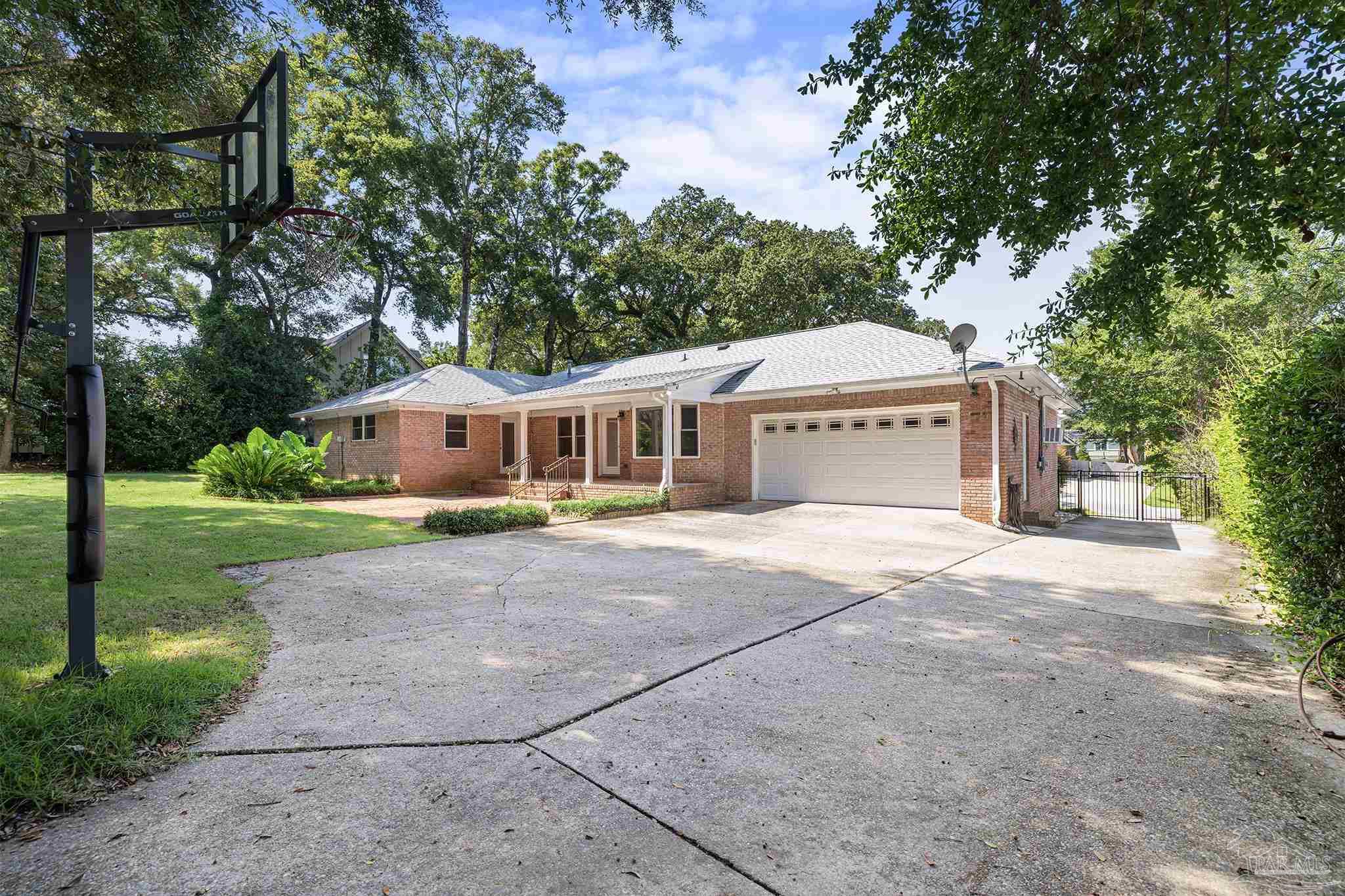 54 Blithewood Drive Pensacola FL 32514