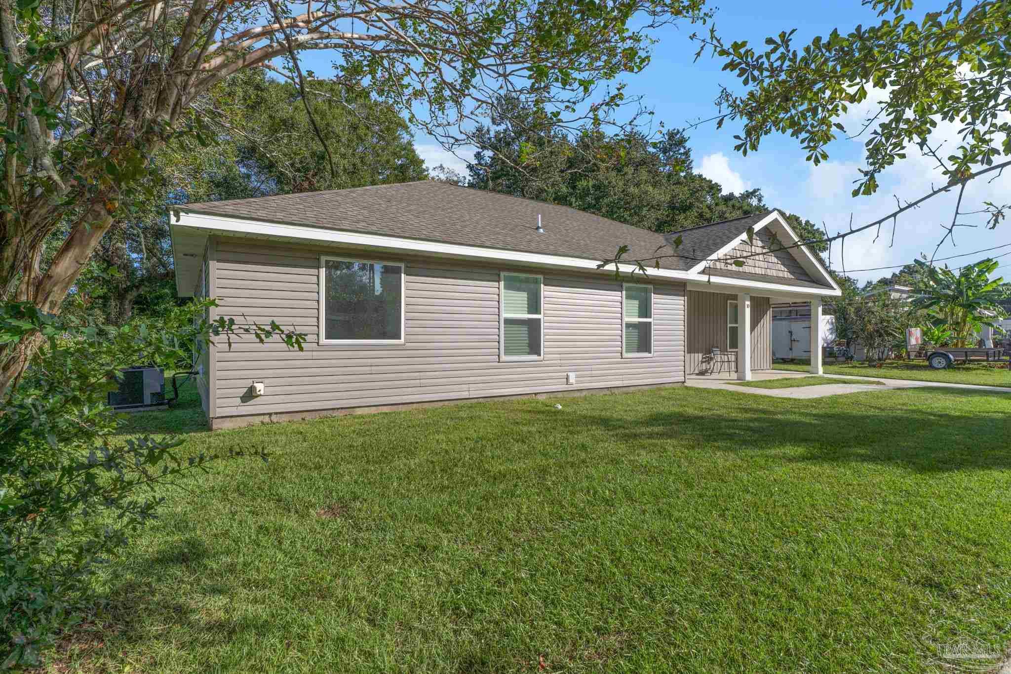 10 Nottingham Way Pensacola FL 32506
