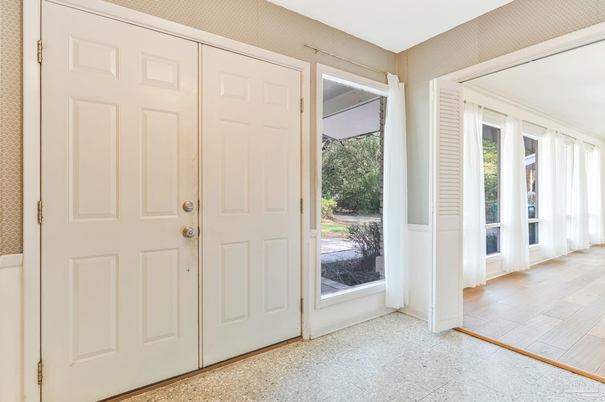 208 Cordoba Street Gulf Breeze FL 32561