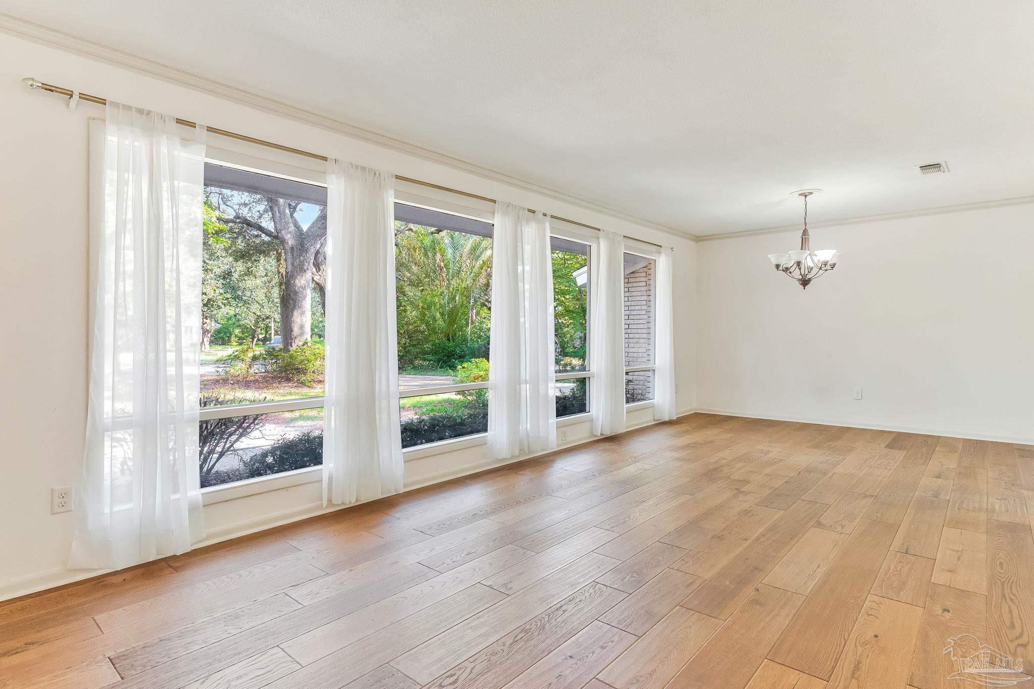 208 Cordoba Street Gulf Breeze FL 32561