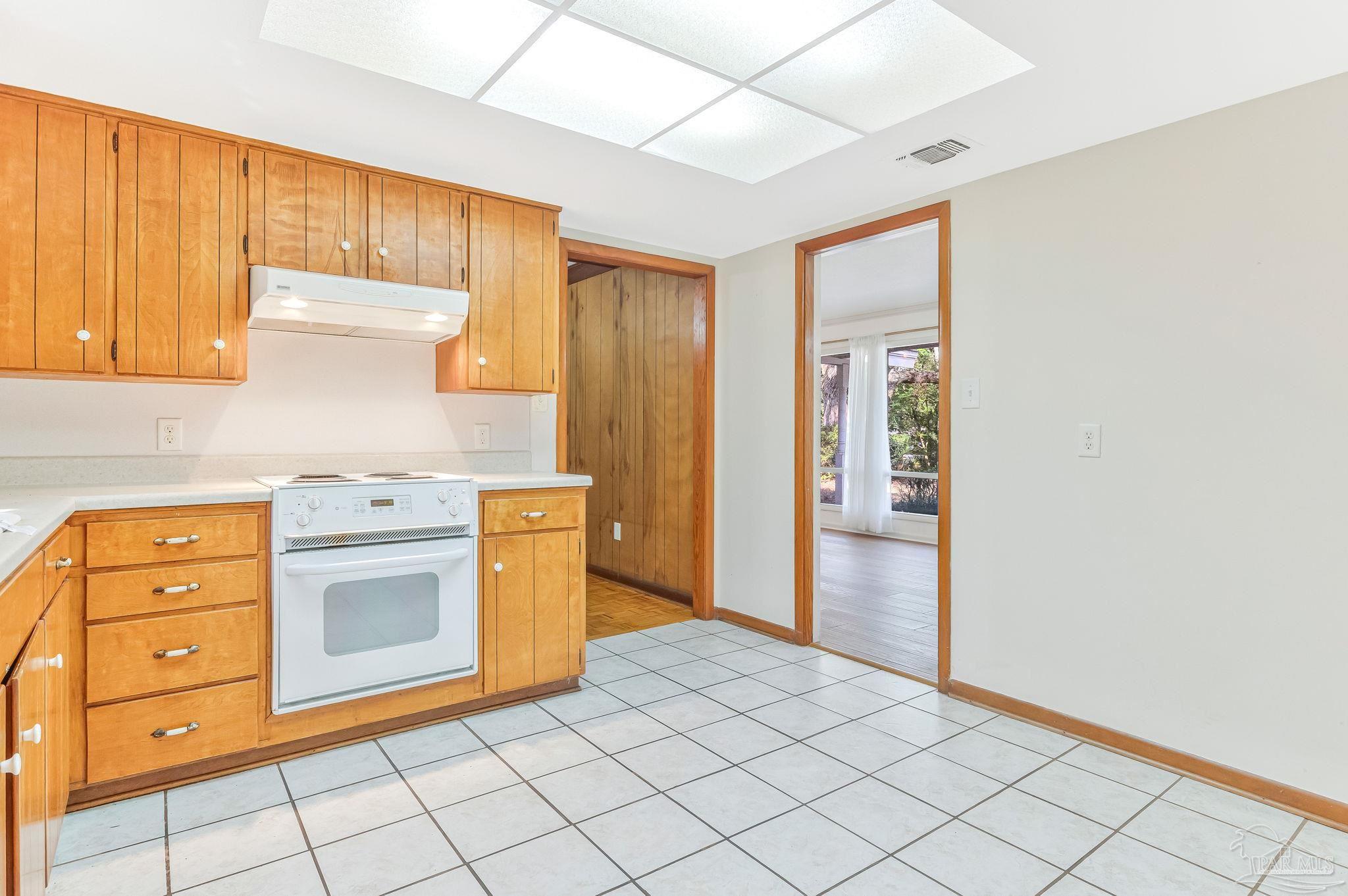 208 Cordoba Street Gulf Breeze FL 32561