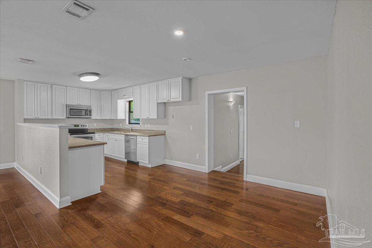 5946 Greenfield Street Pace FL 32571
