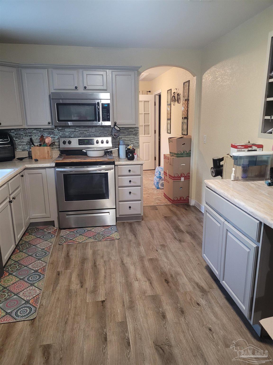 1211 W 9 1/2 Mile Road Cantonment FL 32533