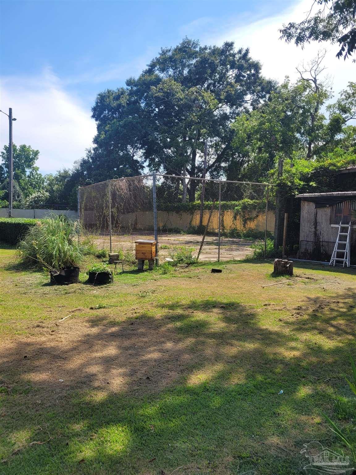 1211 W 9 1/2 Mile Road Cantonment FL 32533