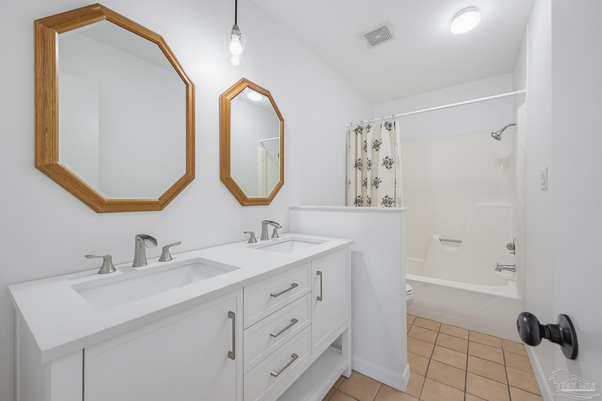 4240 Morelia Place Pensacola FL 32504