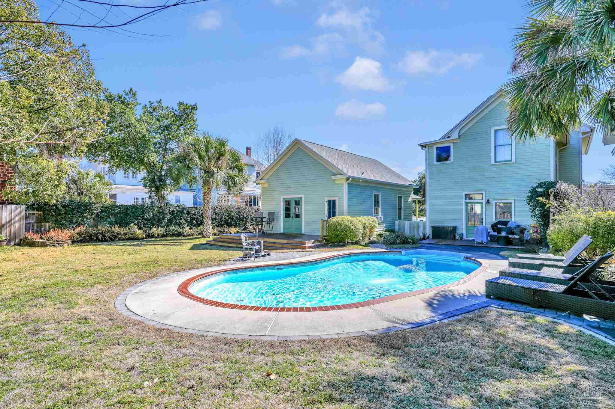 316 W Strong Street Pensacola FL 32501