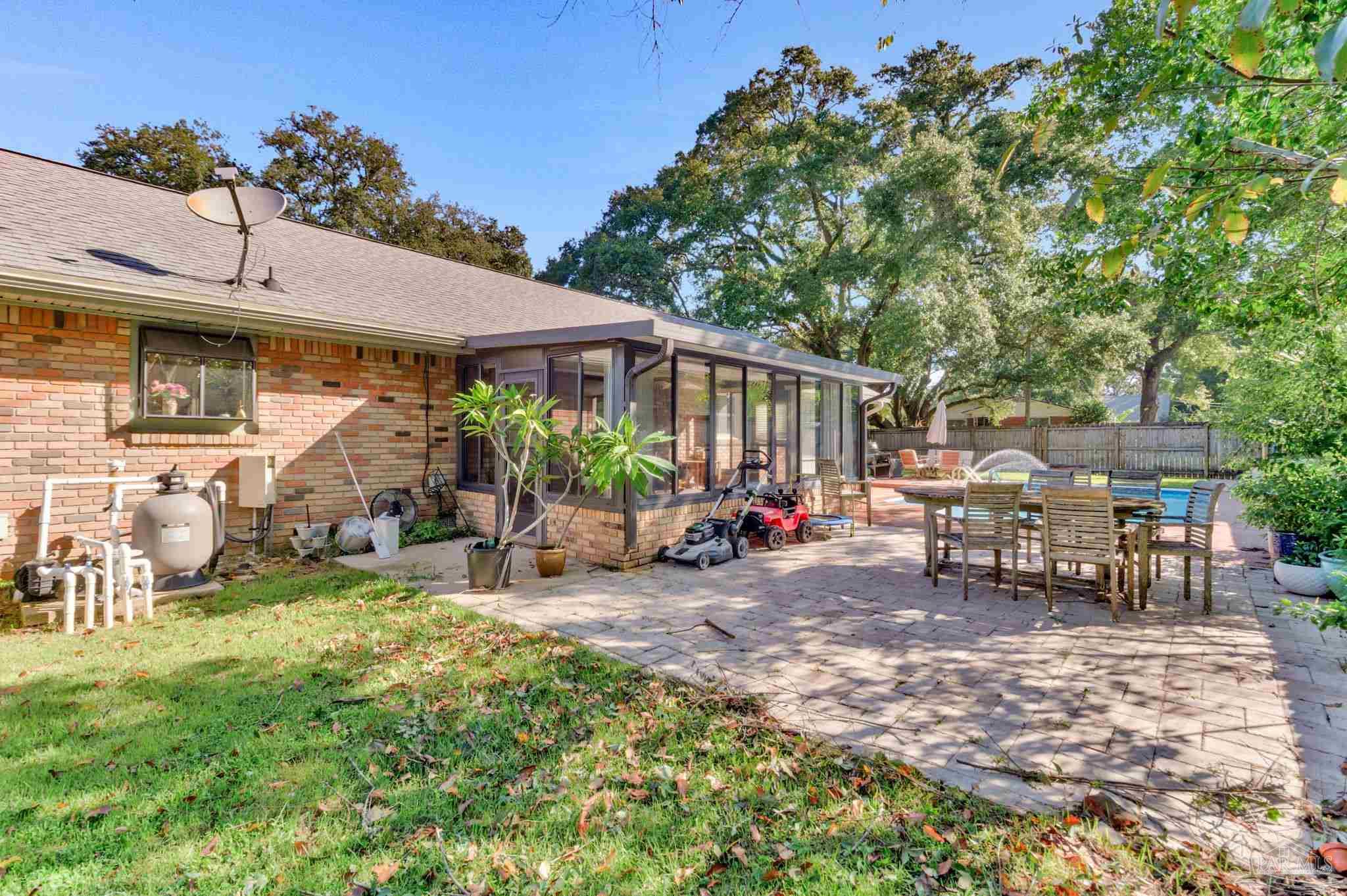 301 W Mallory Pensacola FL 32501