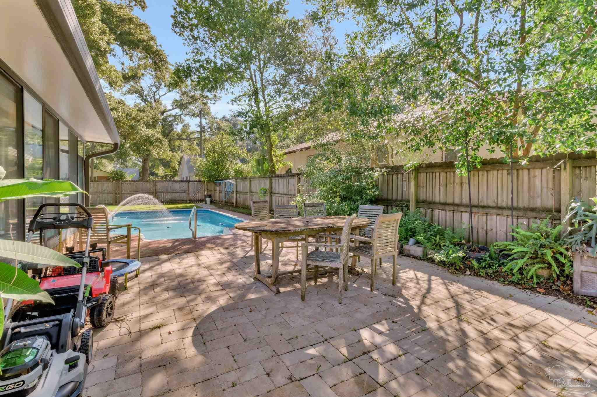 301 W Mallory Pensacola FL 32501