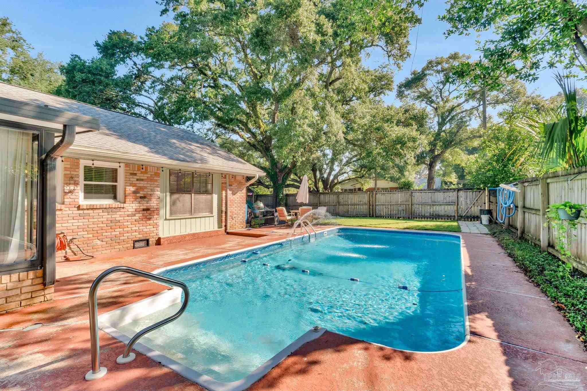 301 W Mallory Pensacola FL 32501