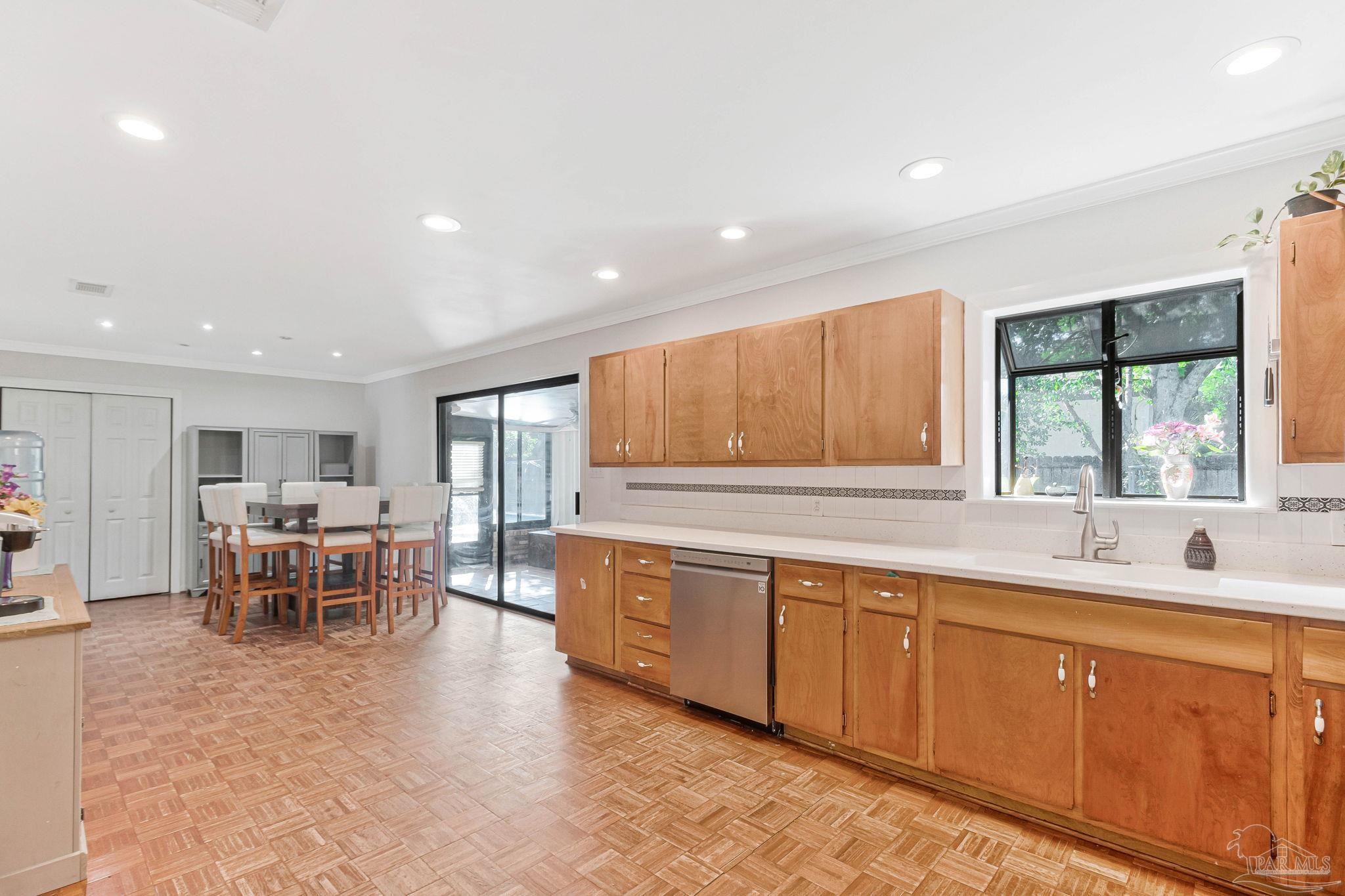 301 W Mallory Pensacola FL 32501