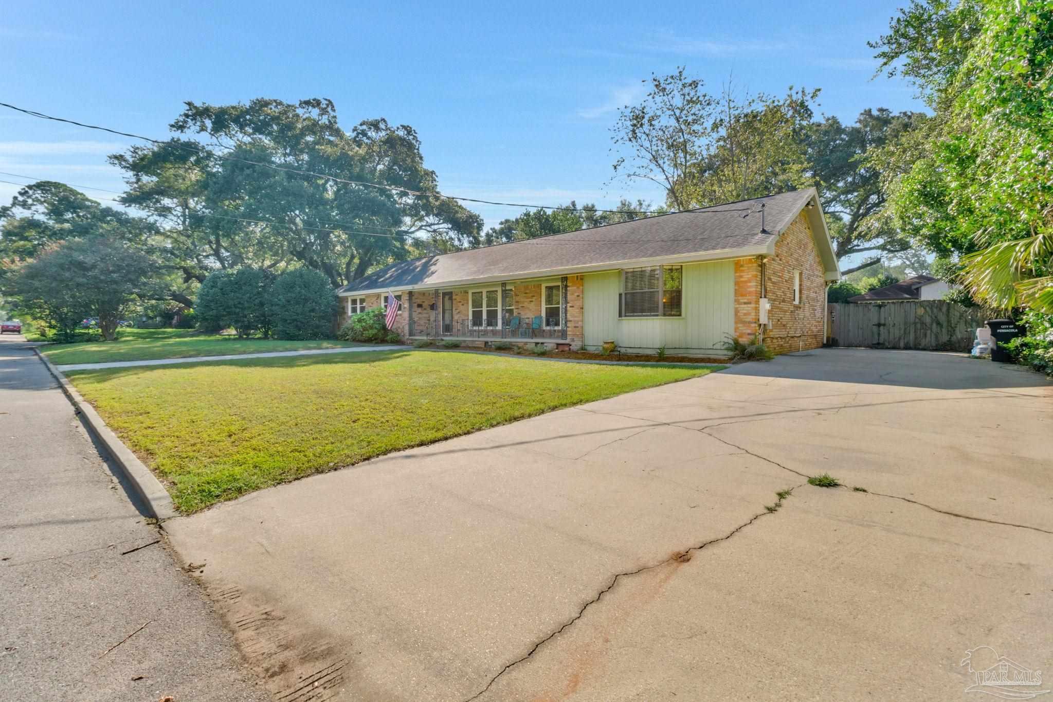 301 W Mallory Pensacola FL 32501