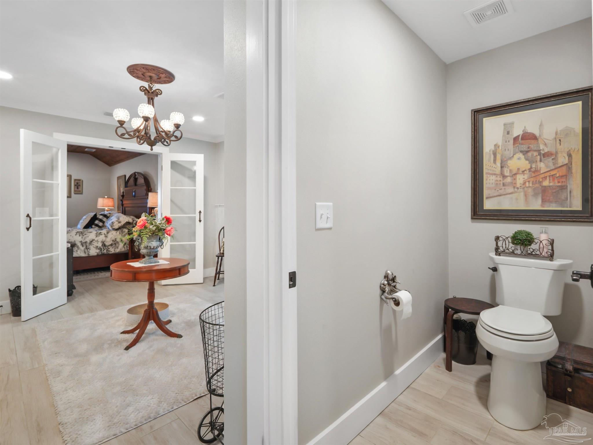 5485 Soundside Drive Gulf Breeze FL 32563