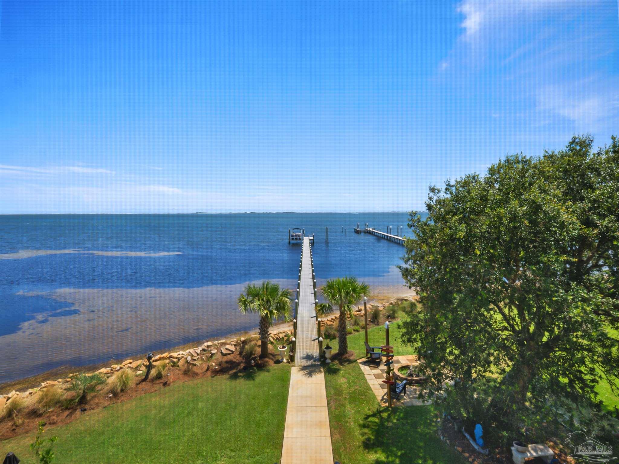 5485 Soundside Drive Gulf Breeze FL 32563