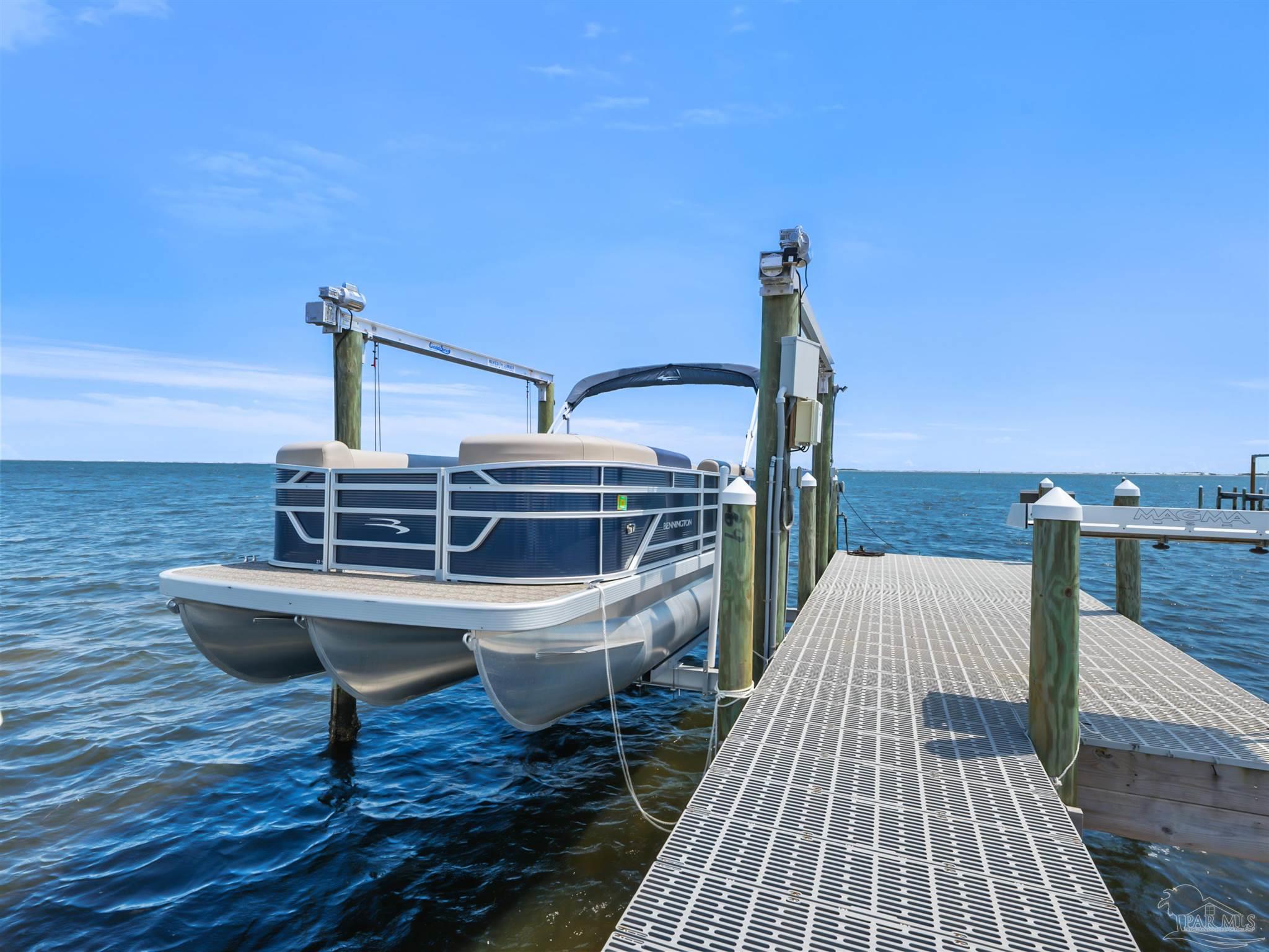 5485 Soundside Drive Gulf Breeze FL 32563