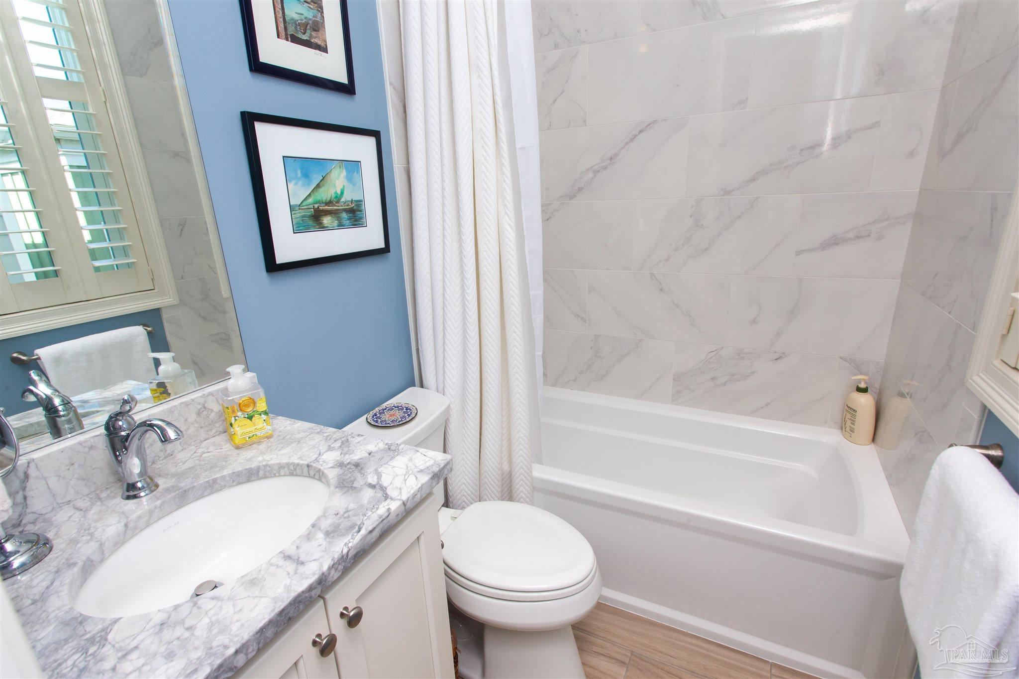 31 E Gathering Green Pensacola FL 32502
