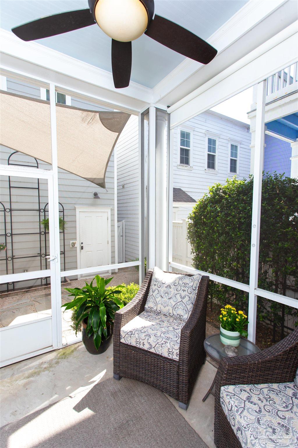 31 E Gathering Green Pensacola FL 32502