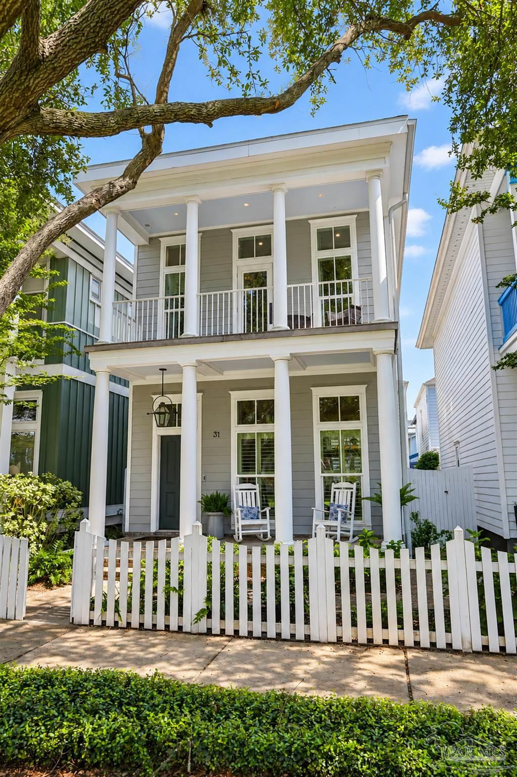 31 E Gathering Green Pensacola FL 32502