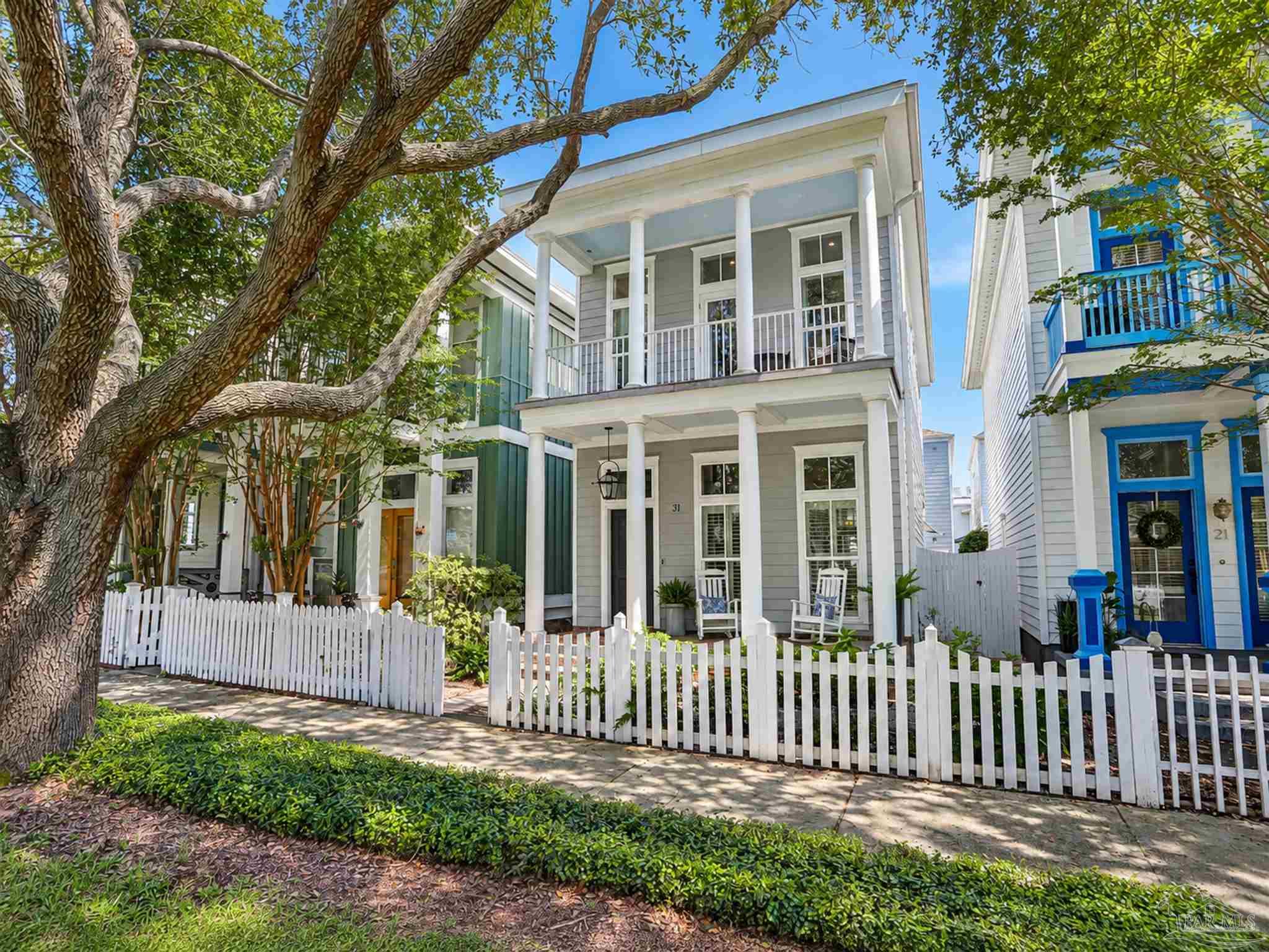 31 E Gathering Green Pensacola FL 32502