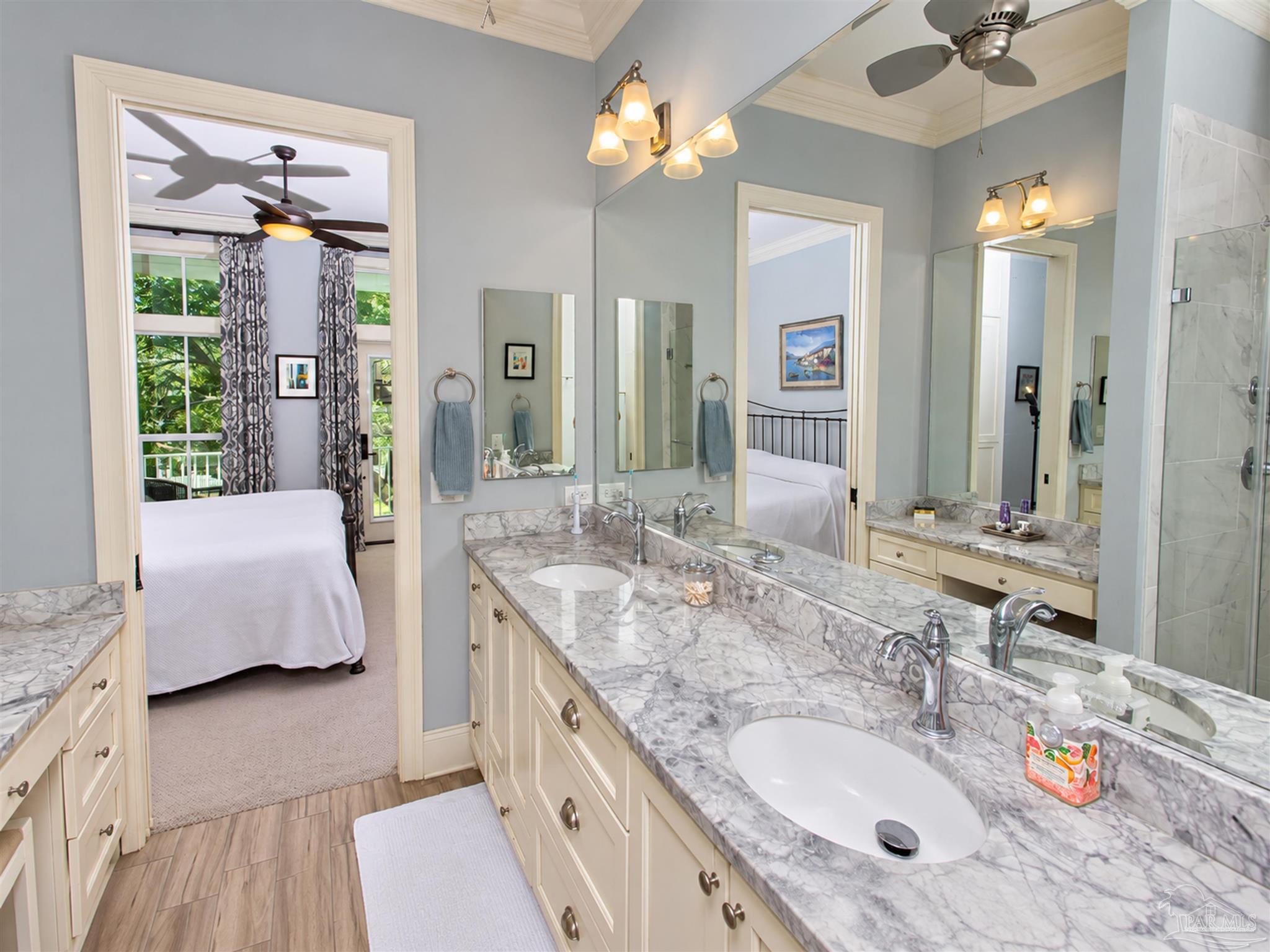 31 E Gathering Green Pensacola FL 32502