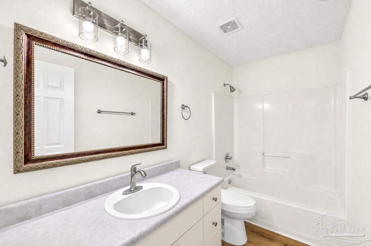 1183 Simpson Street Pensacola FL 32526