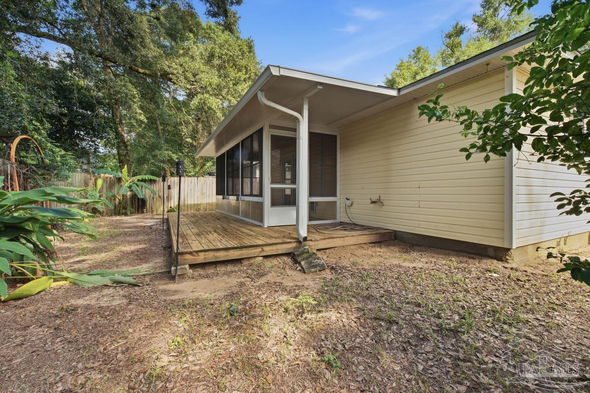 1183 Simpson Street Pensacola FL 32526