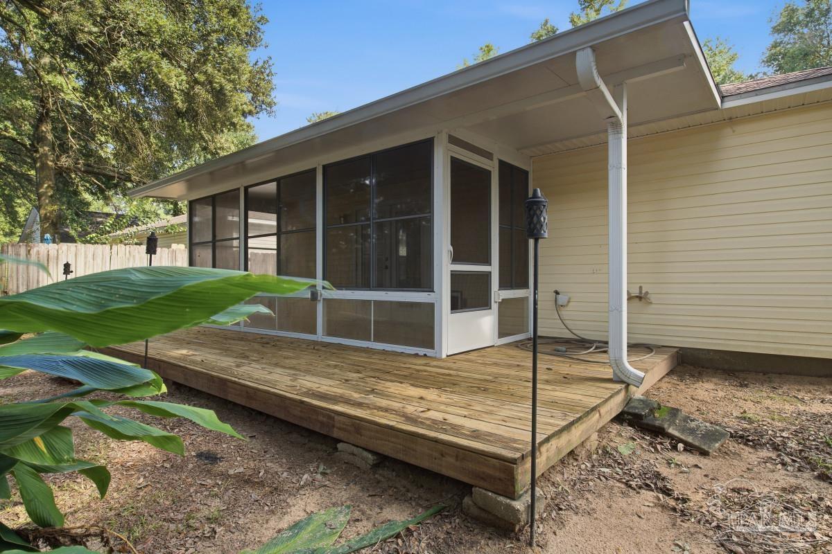1183 Simpson Street Pensacola FL 32526