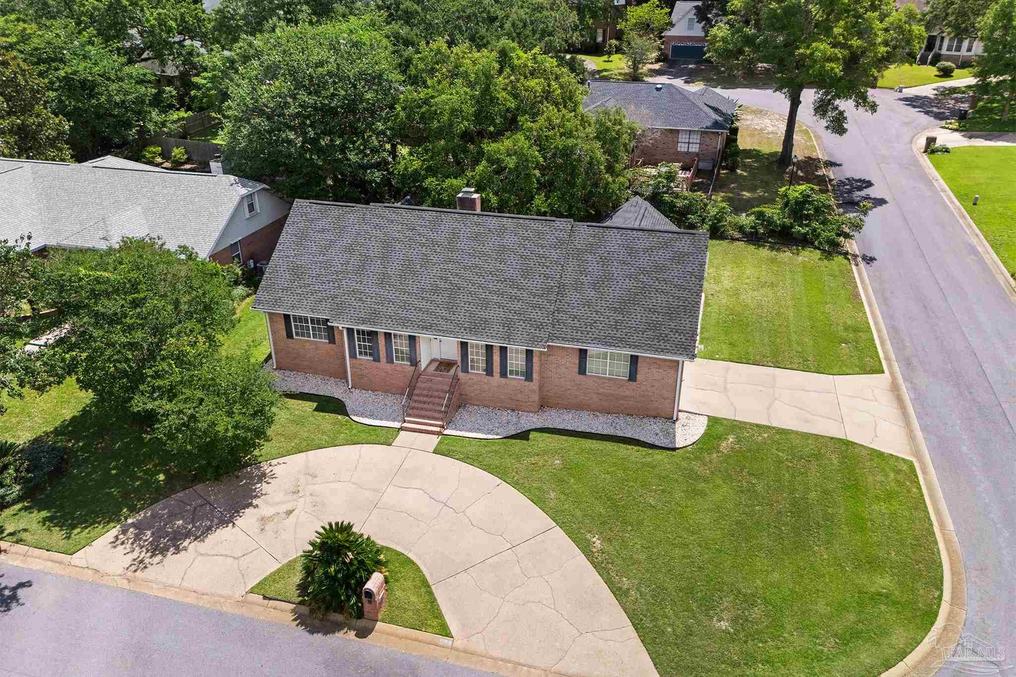 9800 Sourwood Court Pensacola FL 32514