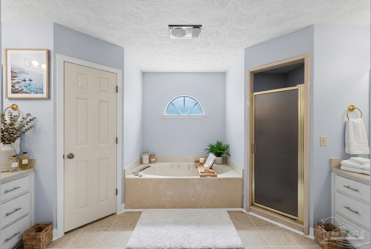 9800 Sourwood Court Pensacola FL 32514