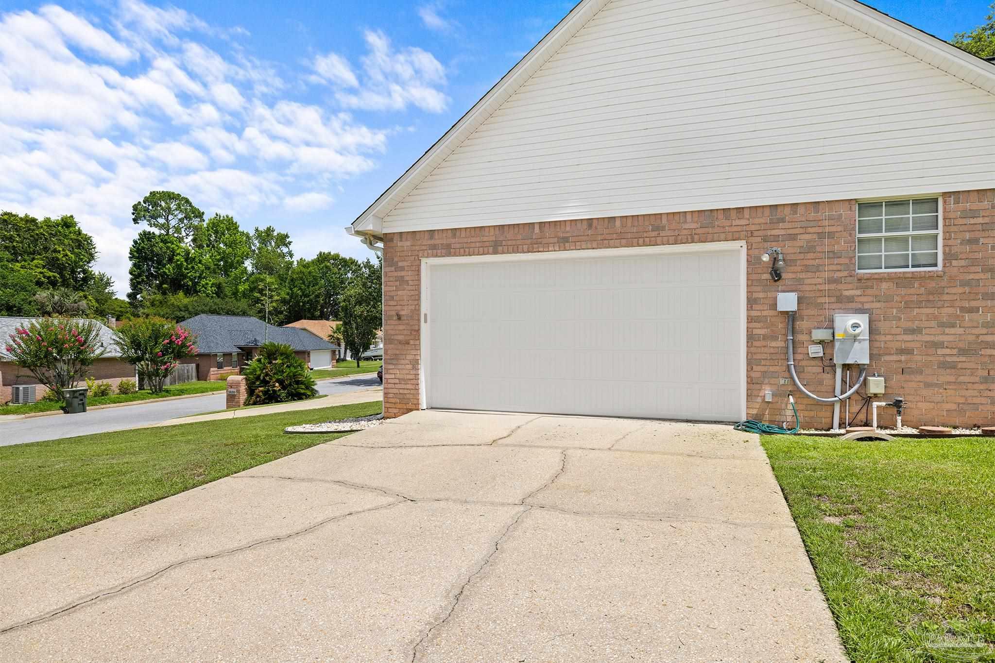 9800 Sourwood Court Pensacola FL 32514
