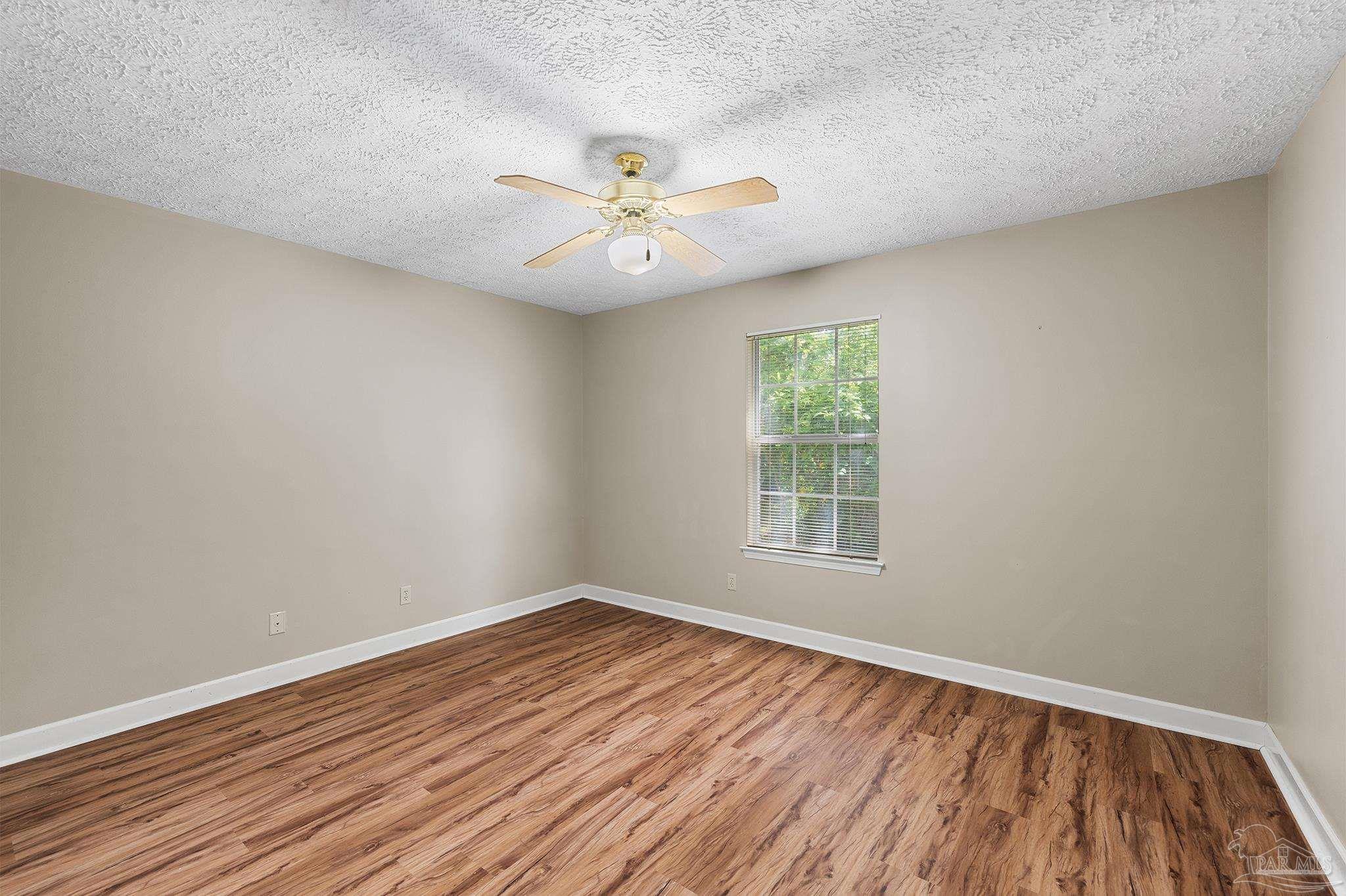 9800 Sourwood Court Pensacola FL 32514