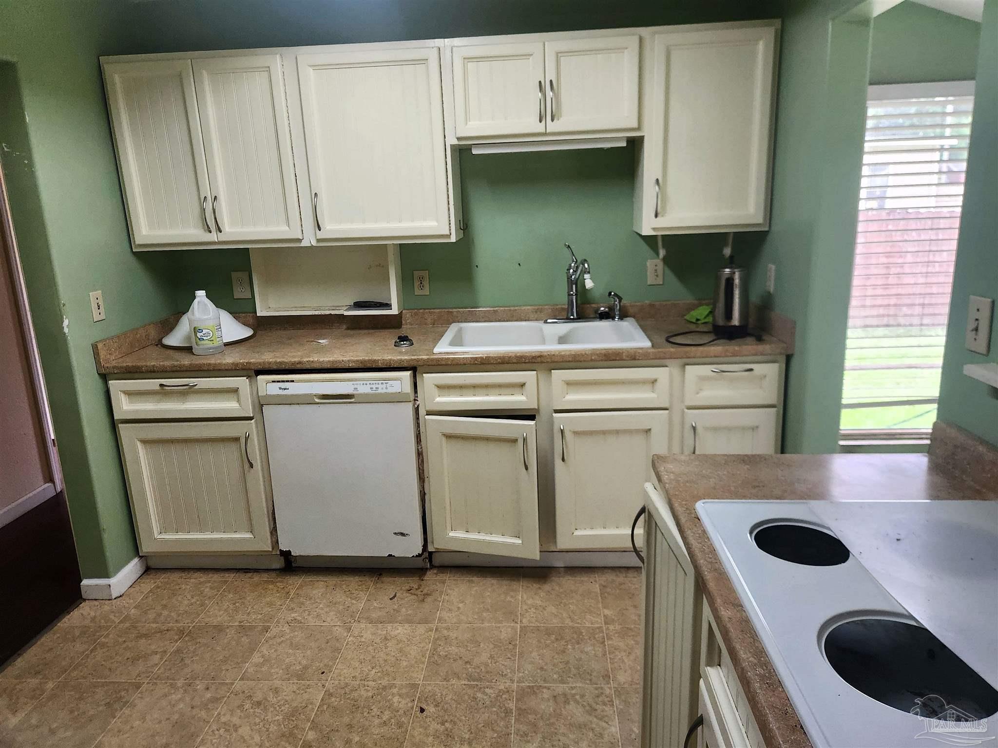 907 Rue Max Street Pensacola FL 32507