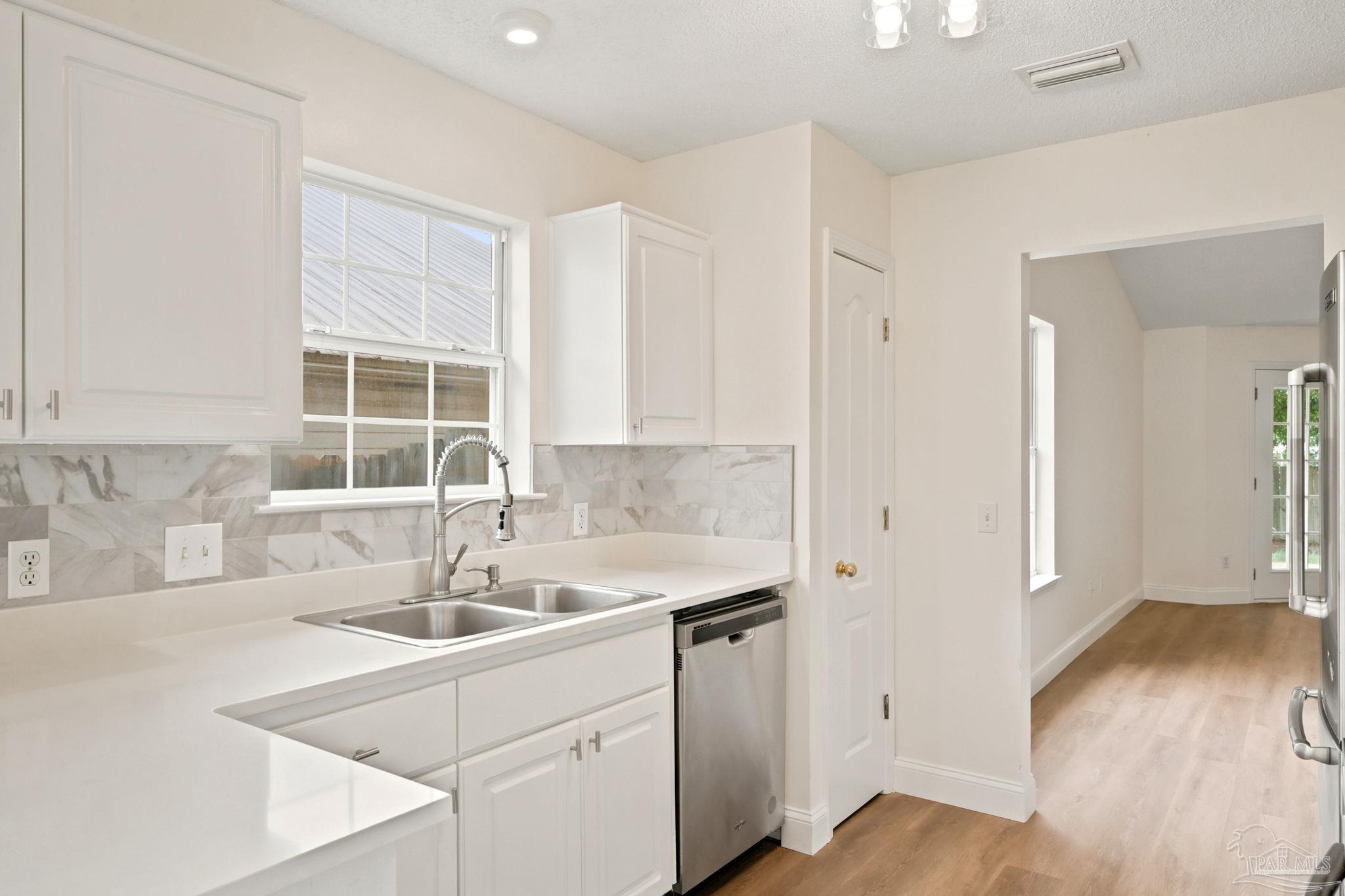 8220 Lode Star Avenue Pensacola FL 32514