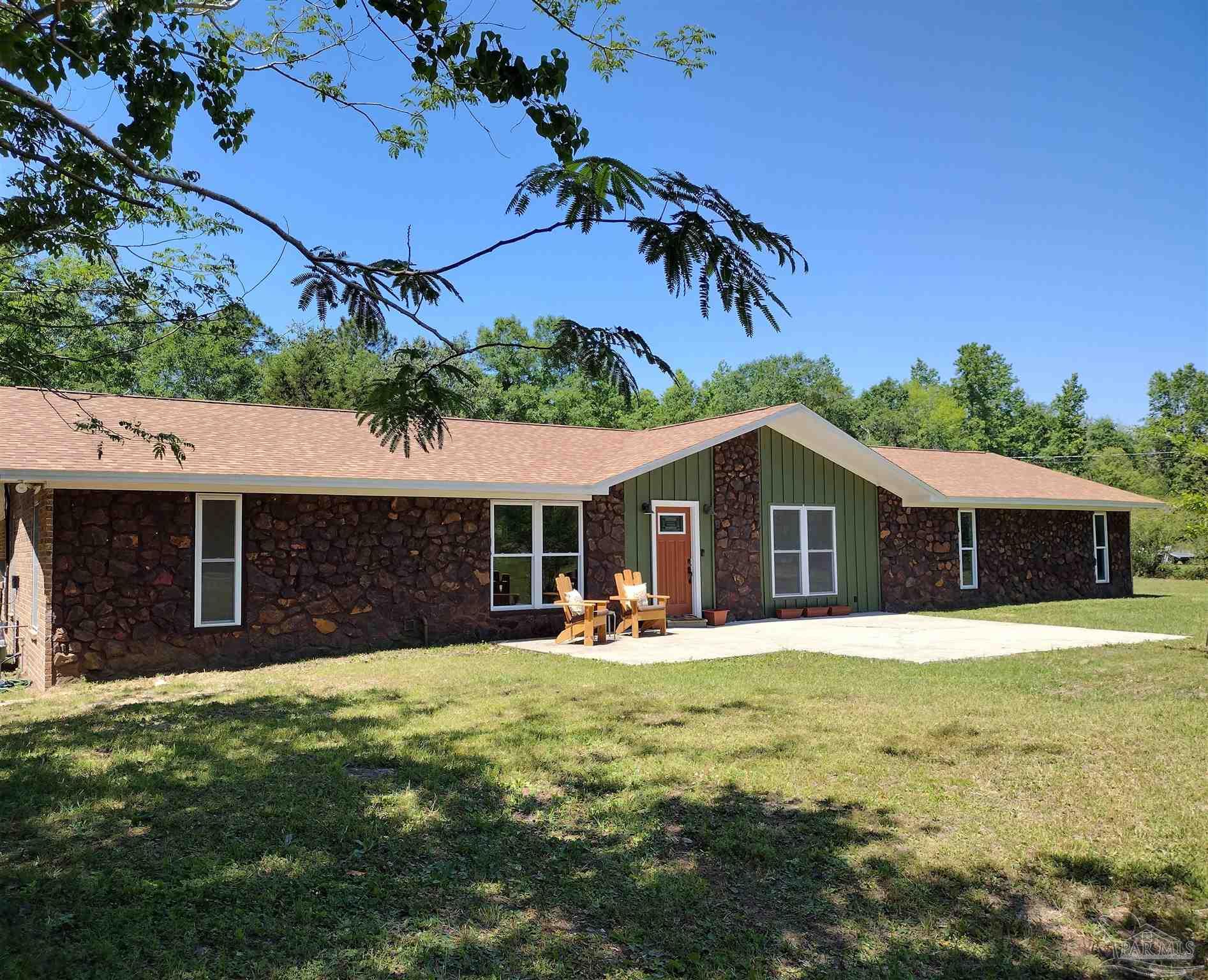 4611 Gunter Road Milton FL 32570