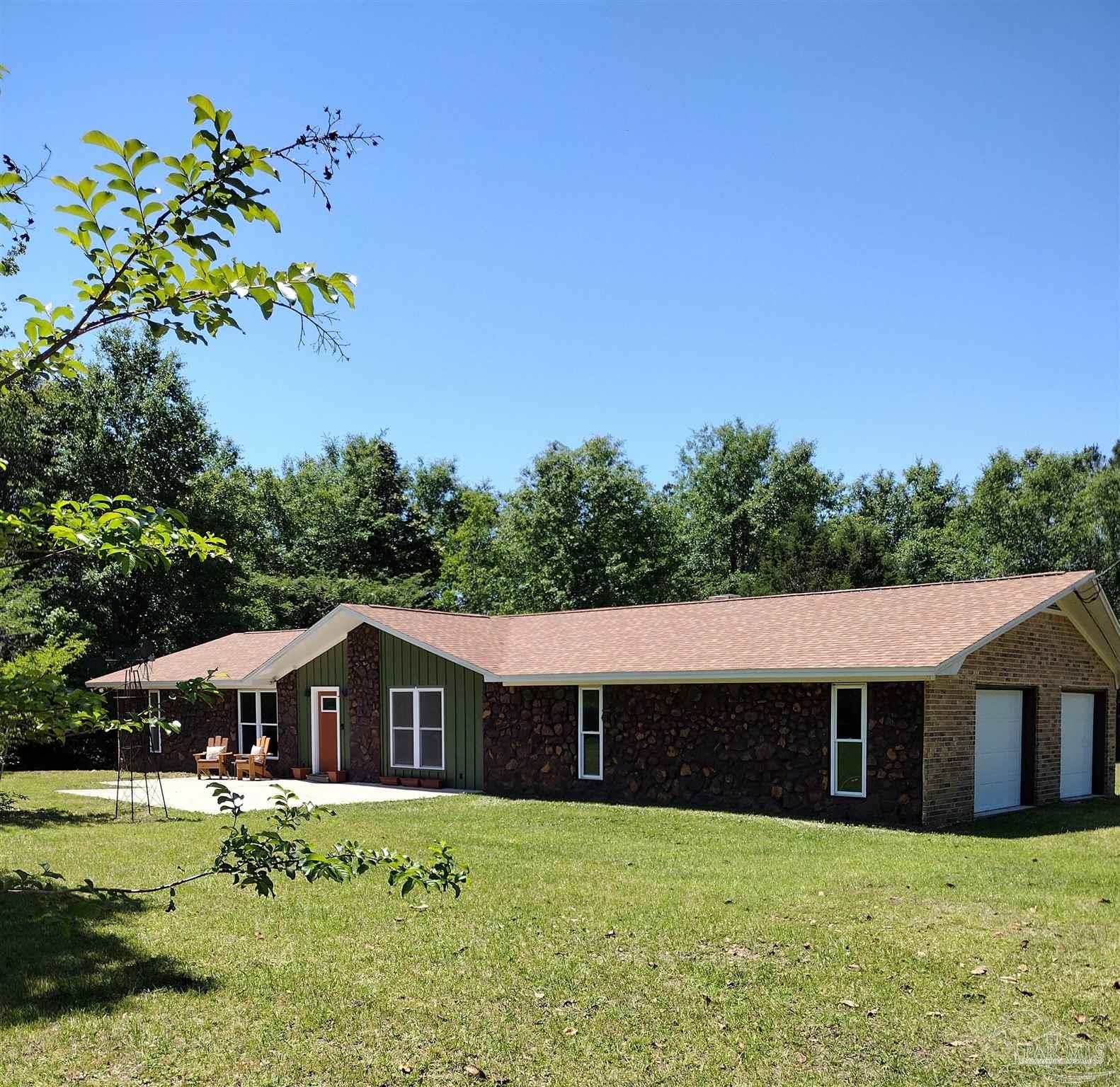 4611 Gunter Road Milton FL 32570