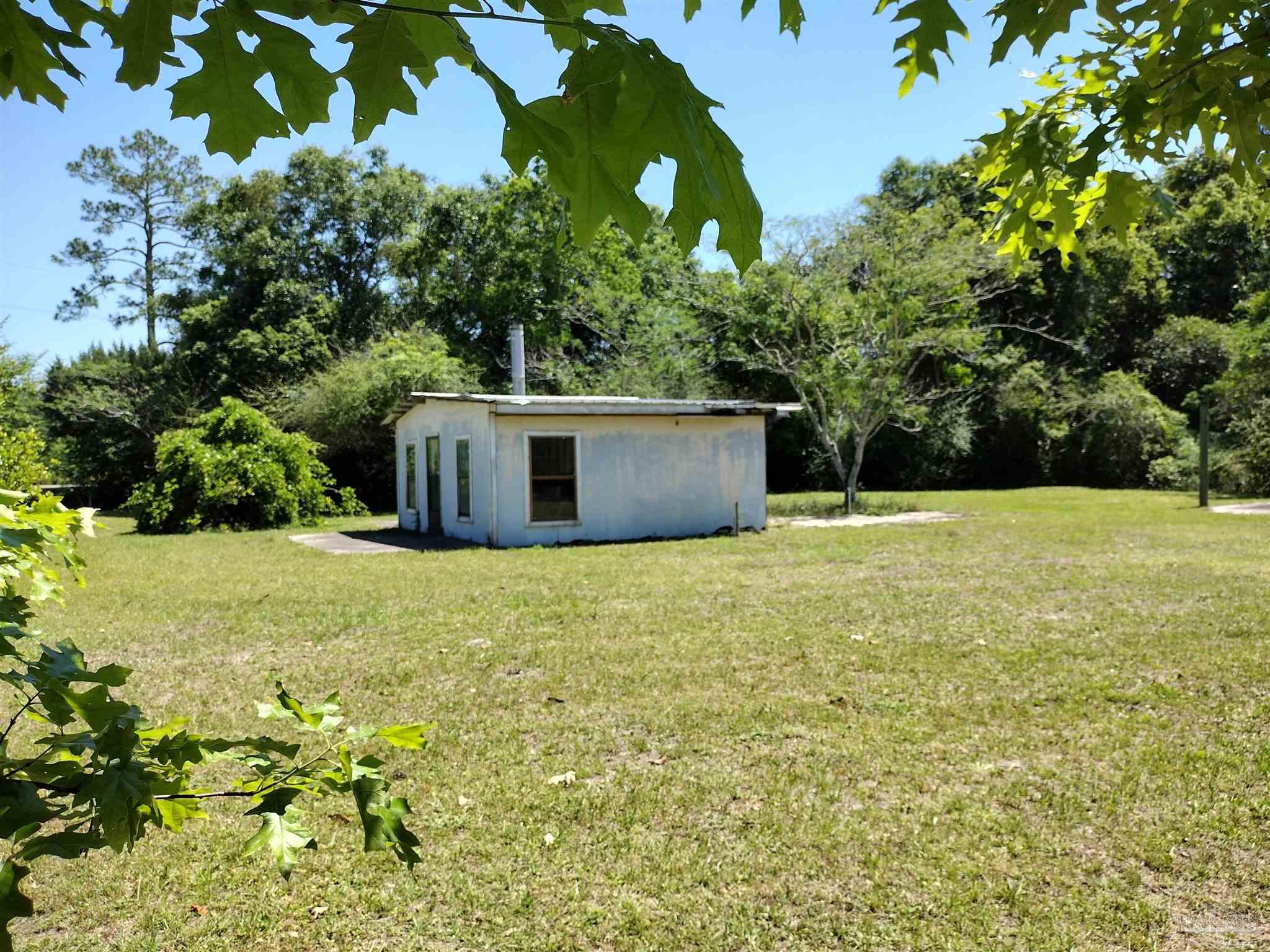 4611 Gunter Road Milton FL 32570