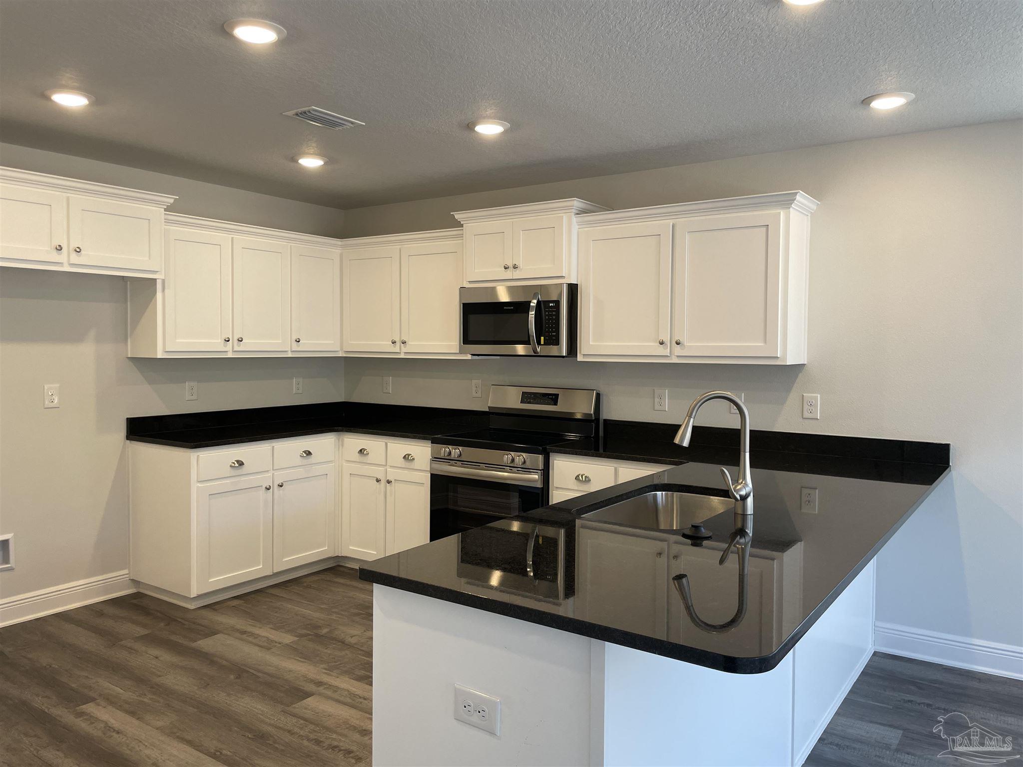 1018 Brimwood Circle # 23a Cantonment FL 32533