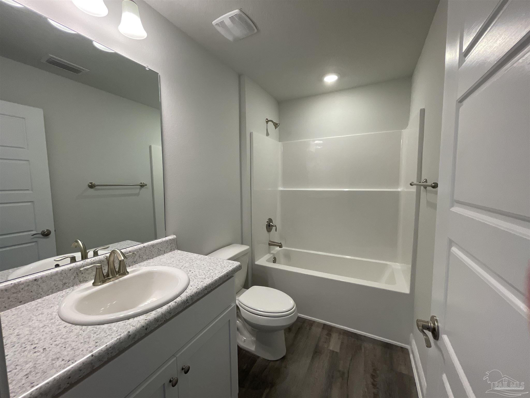 1018 Brimwood Circle # 23a Cantonment FL 32533