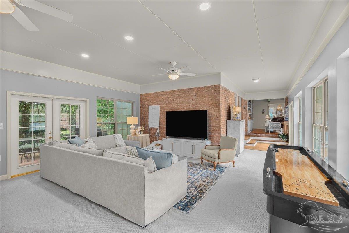 117 Seamarge Circle Pensacola FL 32507