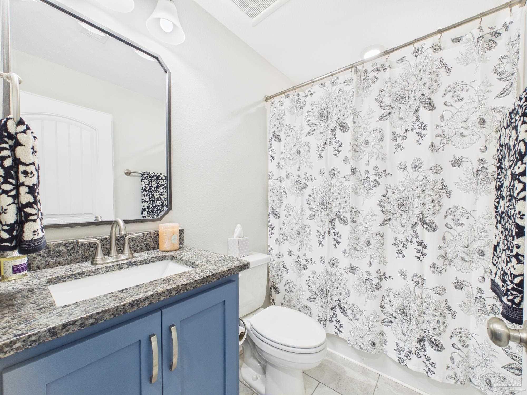 6109 W La Rua Street Pensacola FL 32506