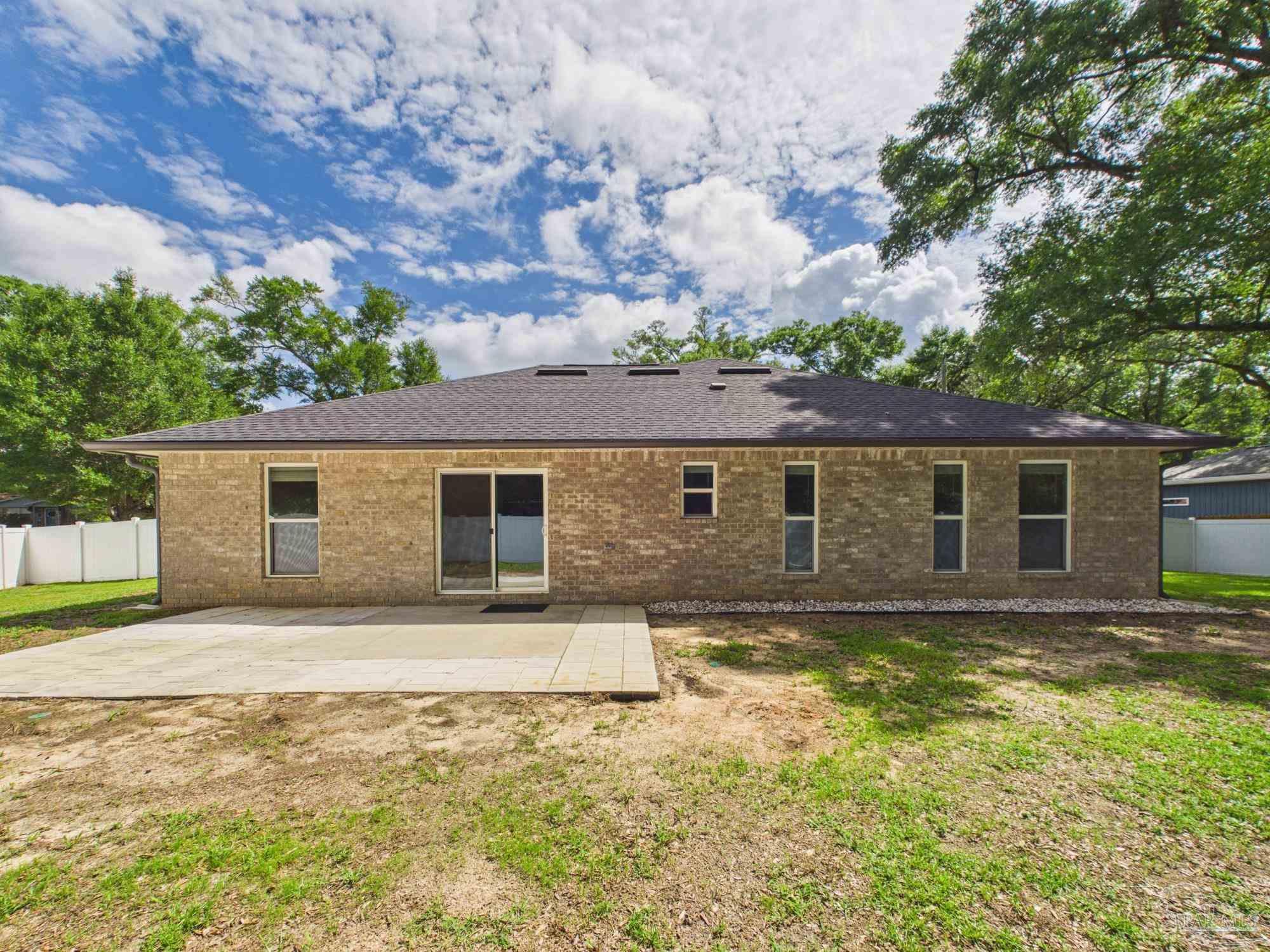 6109 W La Rua Street Pensacola FL 32506