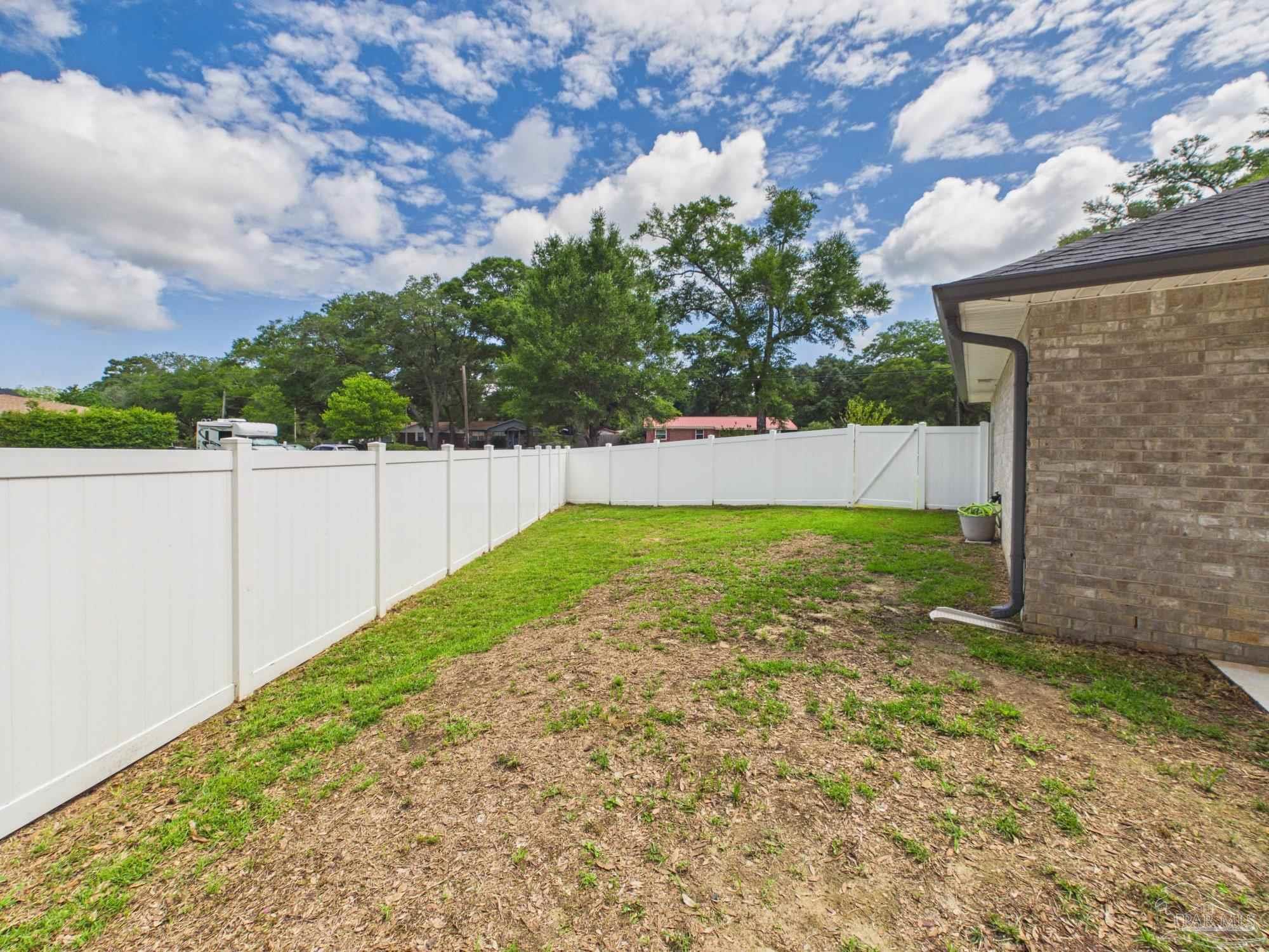 6109 W La Rua Street Pensacola FL 32506