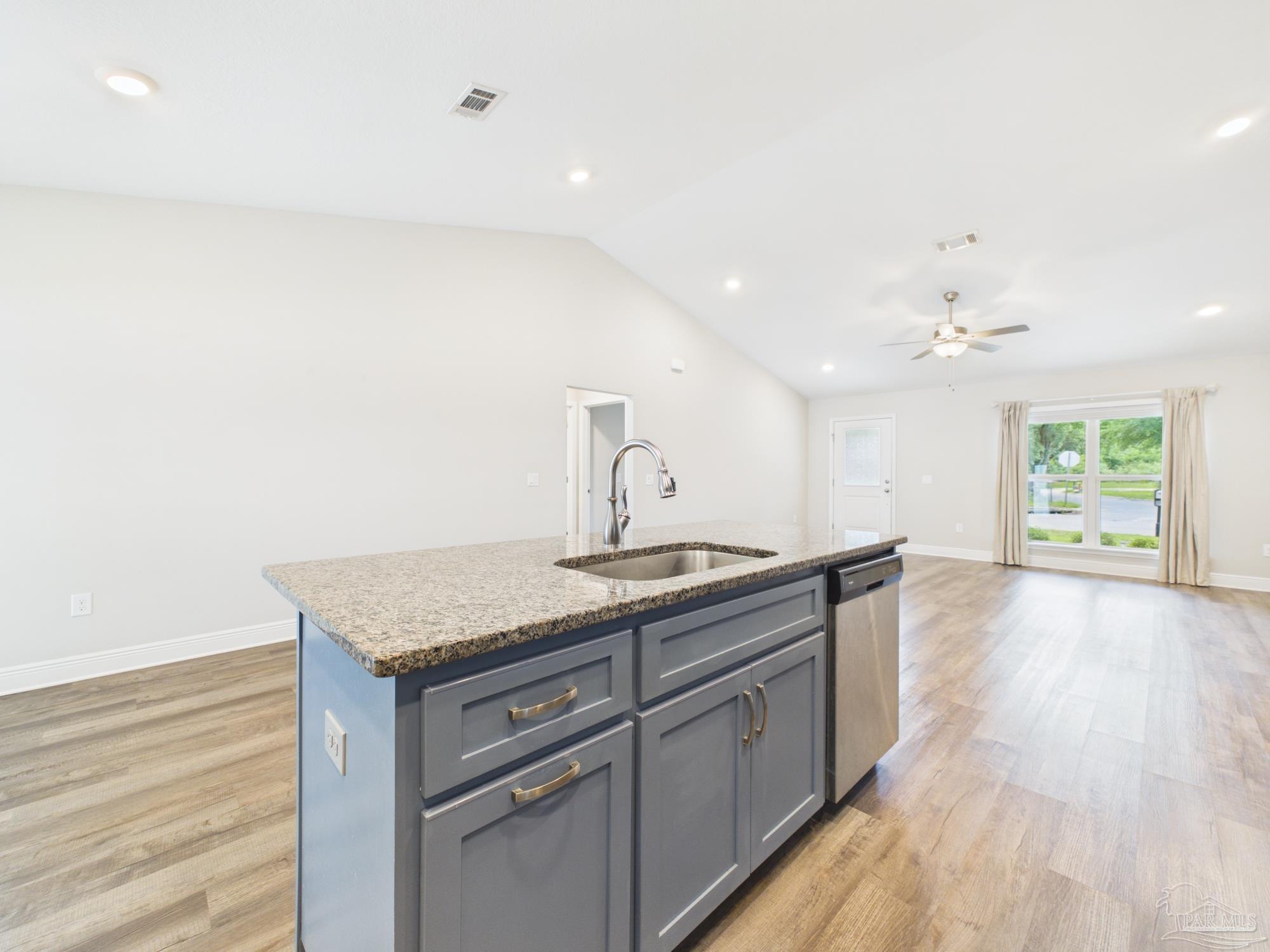 6109 W La Rua Street Pensacola FL 32506