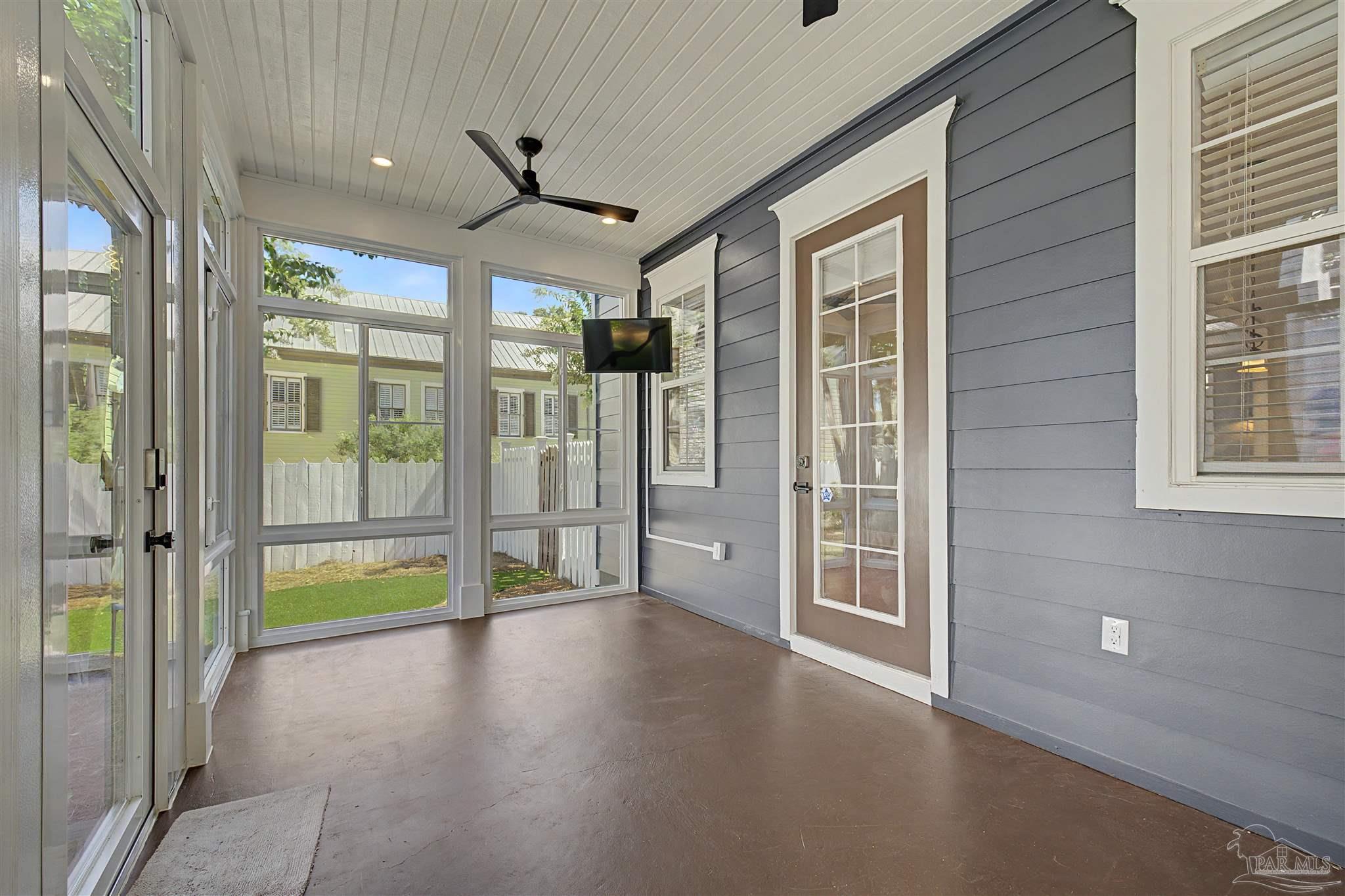 144 Cevallos Street Pensacola FL 32502