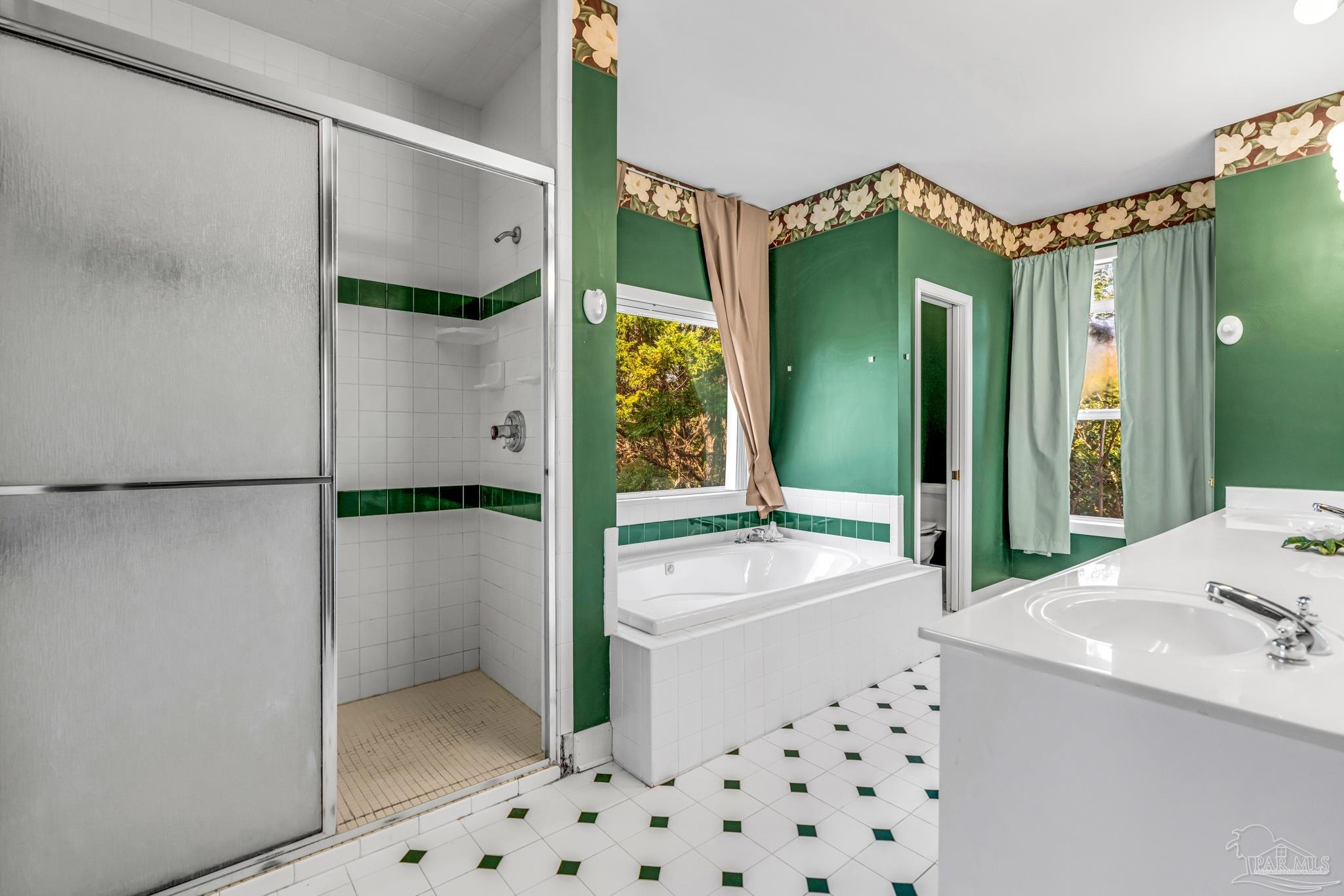 9601 Sorrento Road Pensacola FL 32507