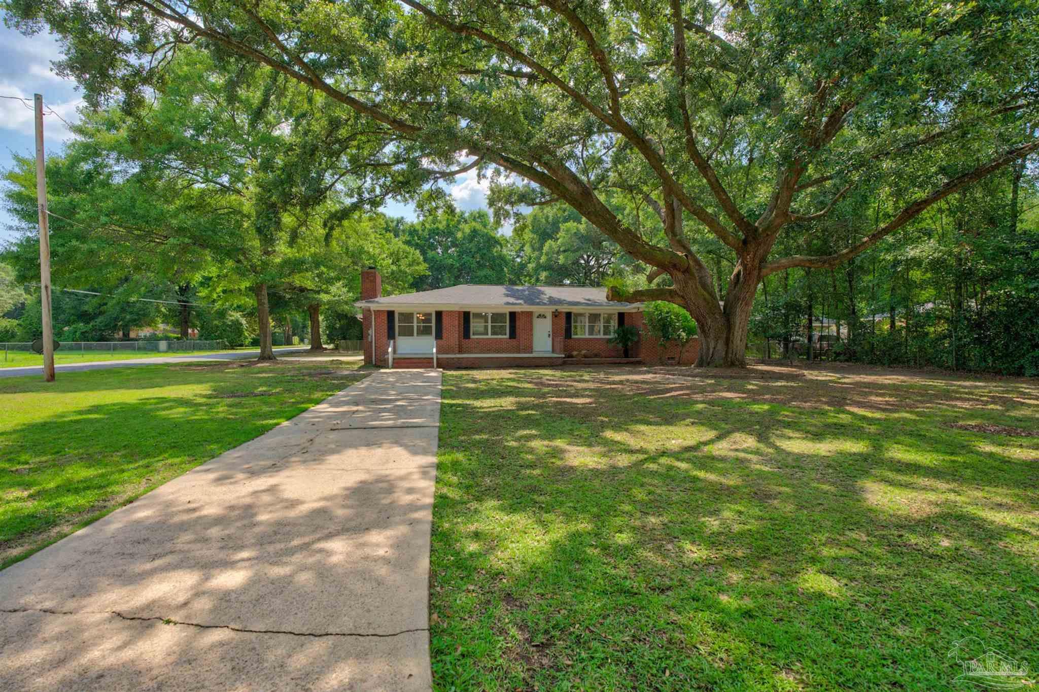 6425 Aspen Avenue Milton FL 32570