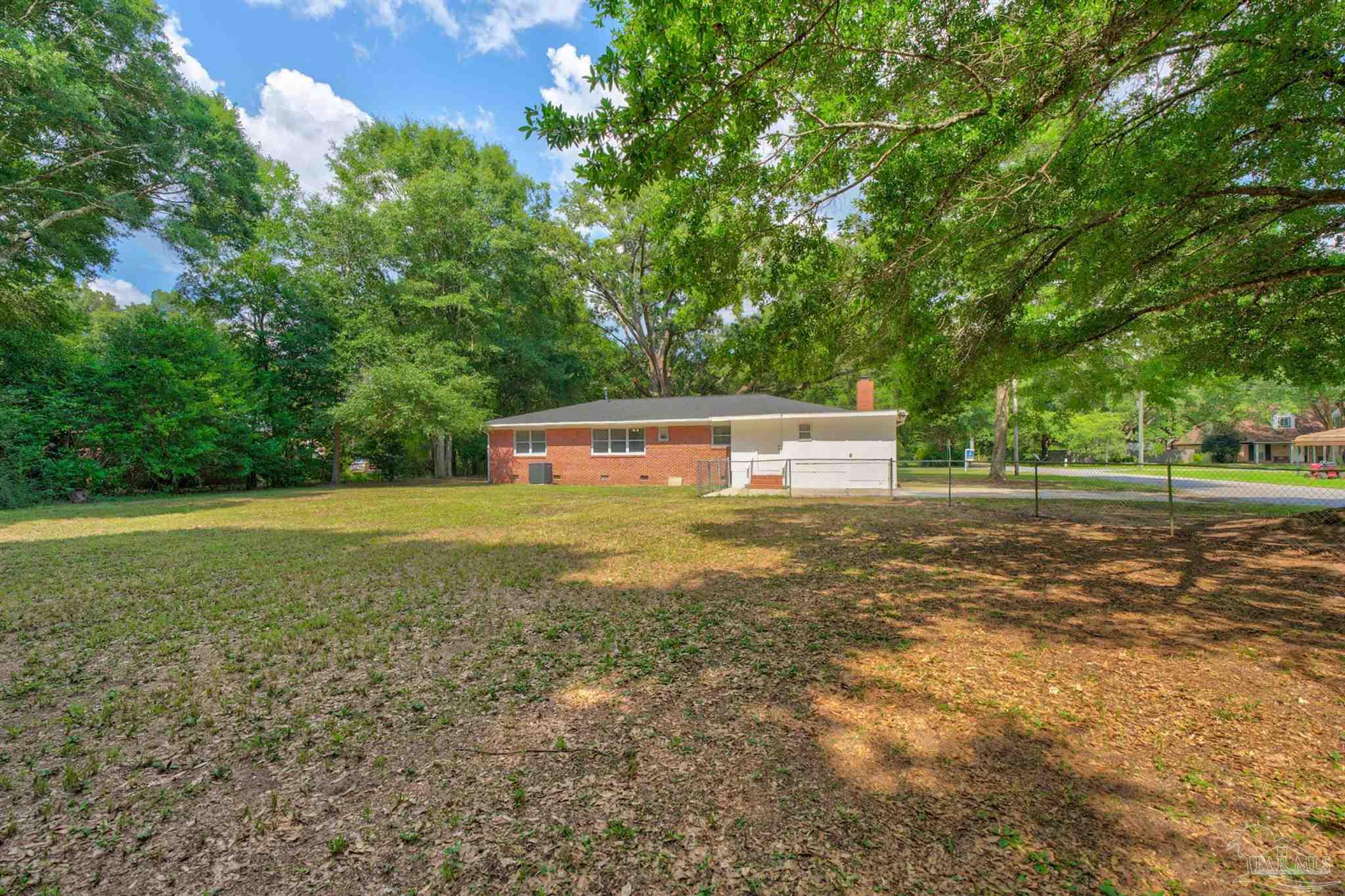 6425 Aspen Avenue Milton FL 32570