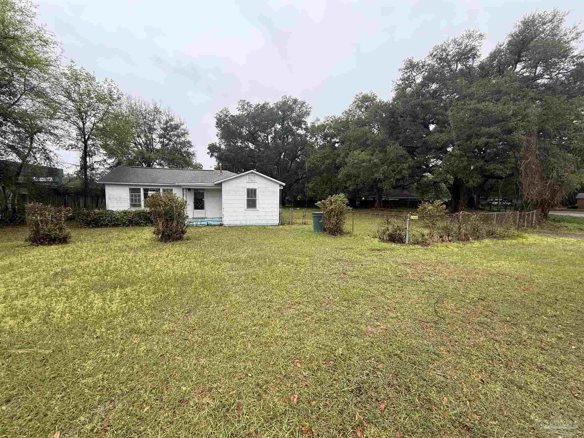 303 Yoakum Court Pensacola FL 32505