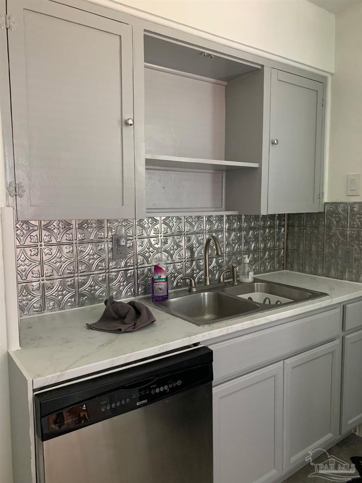 116 SE Gilliland Road Pensacola FL 32507