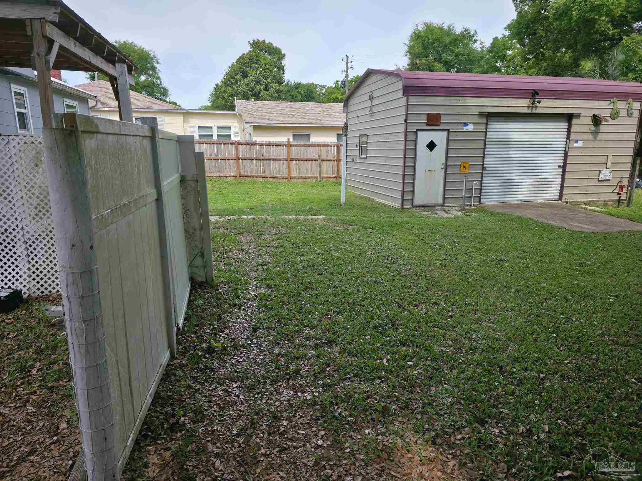 116 SE Gilliland Road Pensacola FL 32507